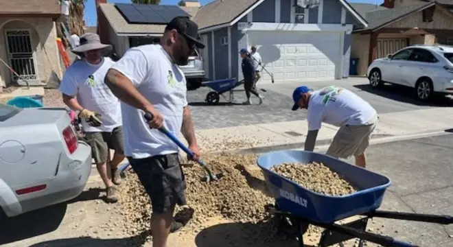 Las Vegas REALTORS volunteer project