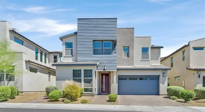 Las Vegas hits record $530K home prices