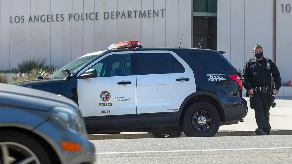 Man Kidnapped During Home Invasion in Los Angeles' Wealthy Neighborhood