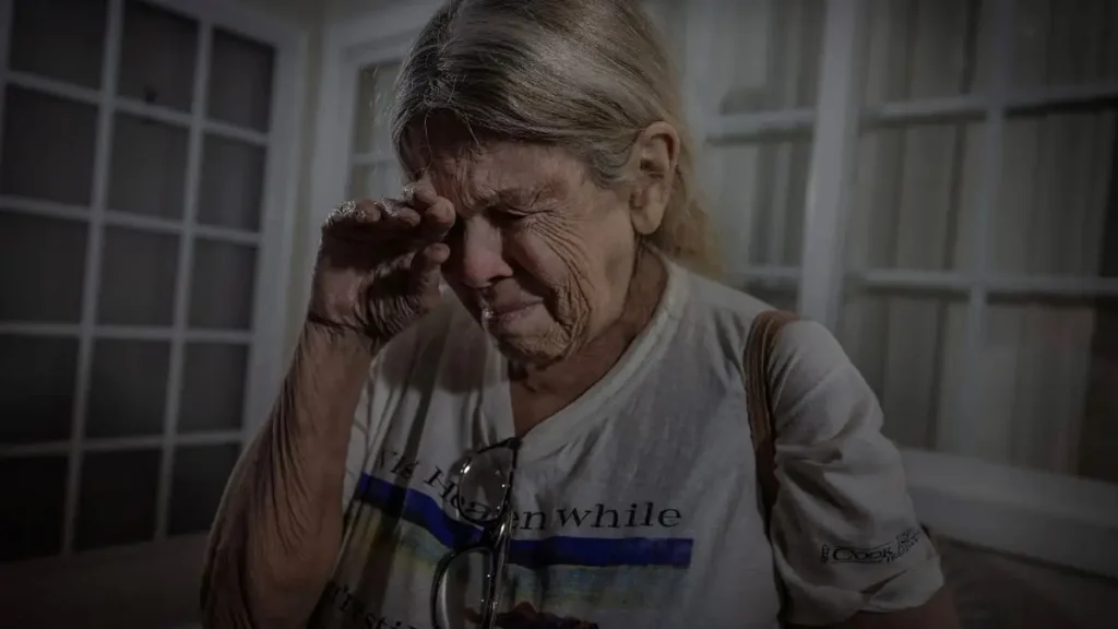 No Home, One Meal, and a Car for Shelter: A Florida Woman’s Reality at 78