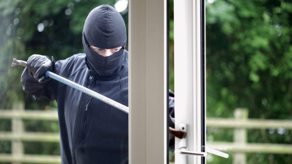 North Carolina Homeowners Shoot Intruder Armed with Axe During Break-In Attempt