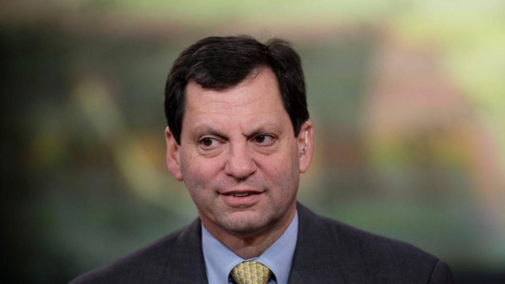 Social Security Services at Risk: House Republicans Warn Against Cuts Affecting Home Budgets