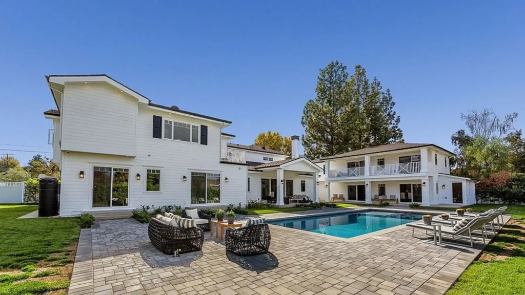 Blac Chyna Lists L.A. Mansion