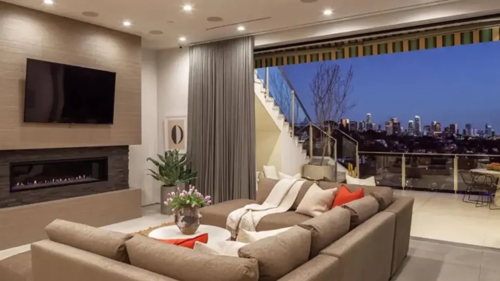 Christina Ricci L.A. Home