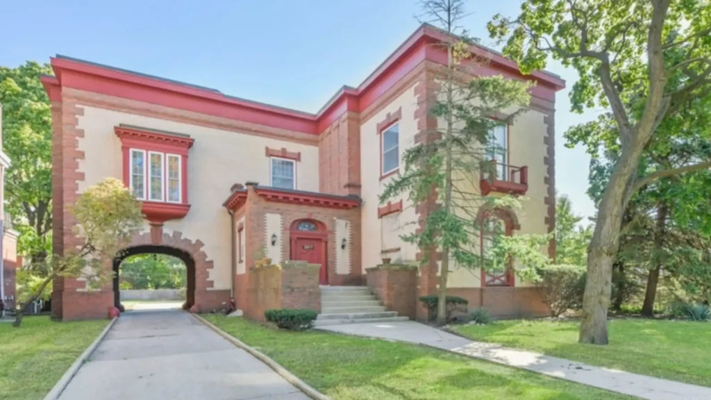 Kenwood Mansion sold