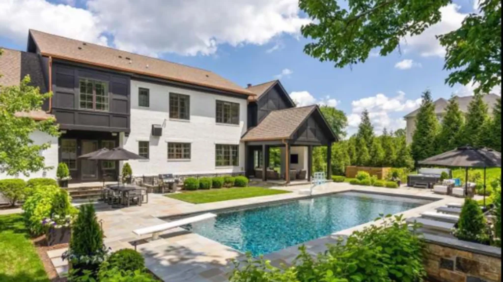 Lizzo Beverly Hills Mansion Listed
