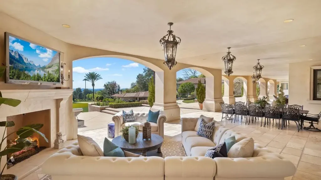 Lynsi Snyder California estate