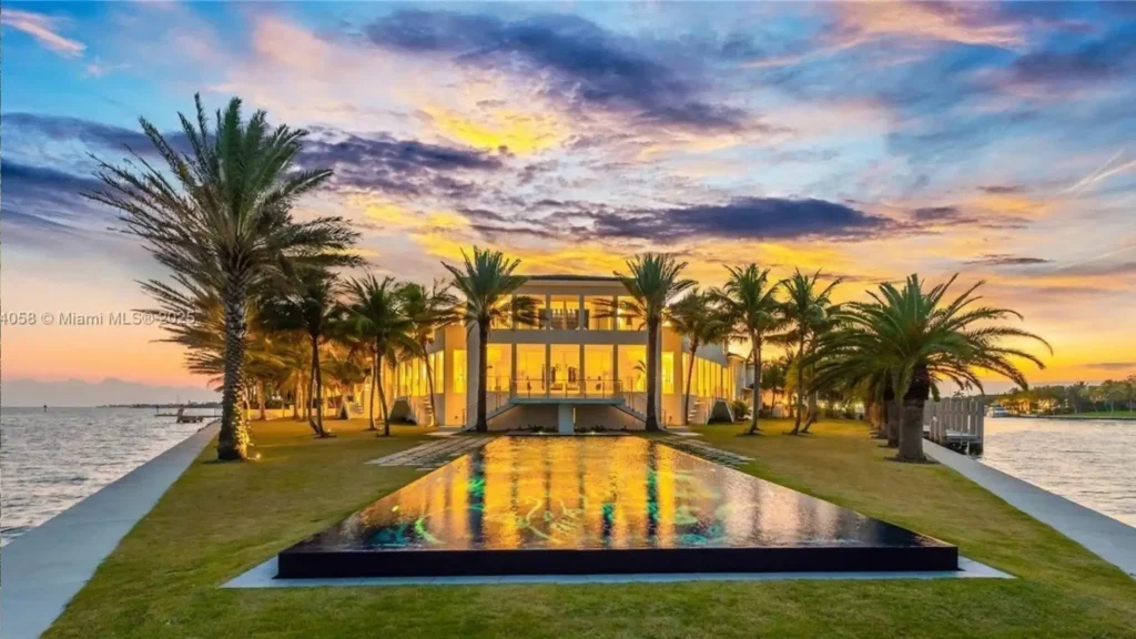 Robert Stiller’s $90 Million Palm Beach Megamansion