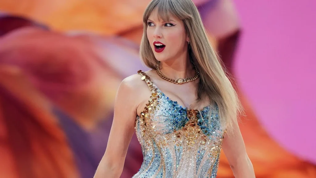 Taylor Swift $300 million deal