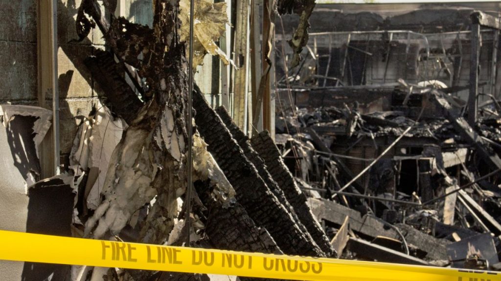 Women dies in West Akron house fire