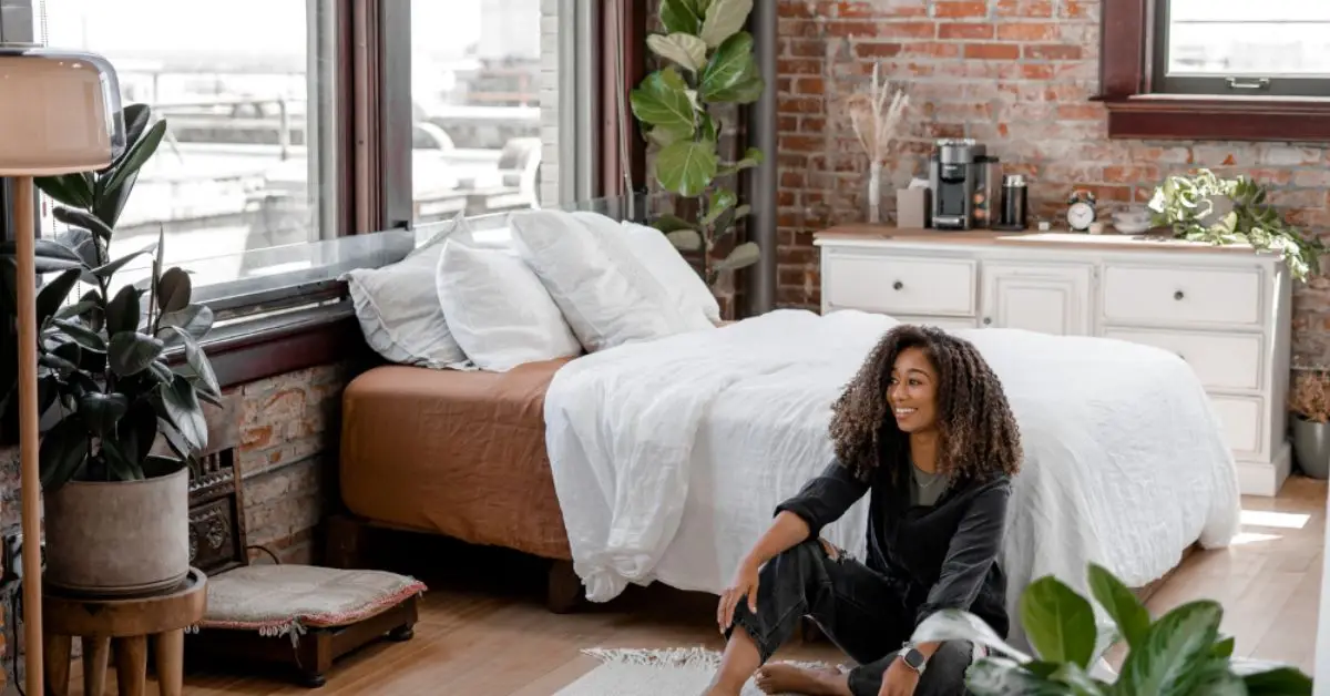 Professional organizer decluttering tips