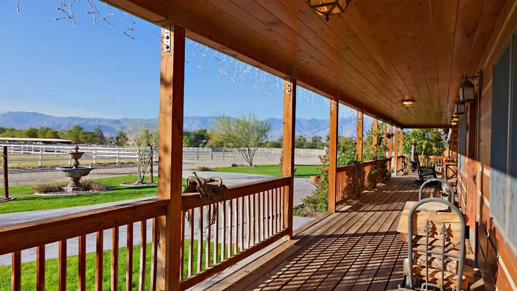 Roseanne Barr Hawaii Ranch Listed
