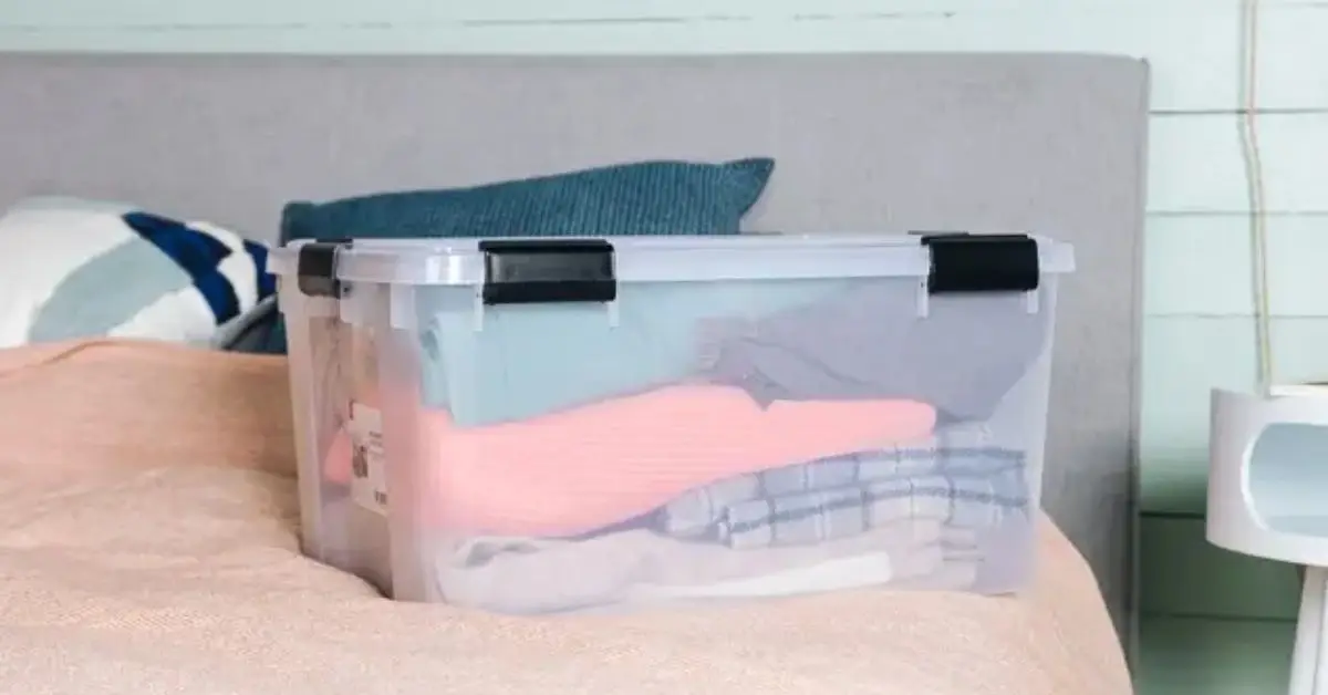 declutter your bedroom