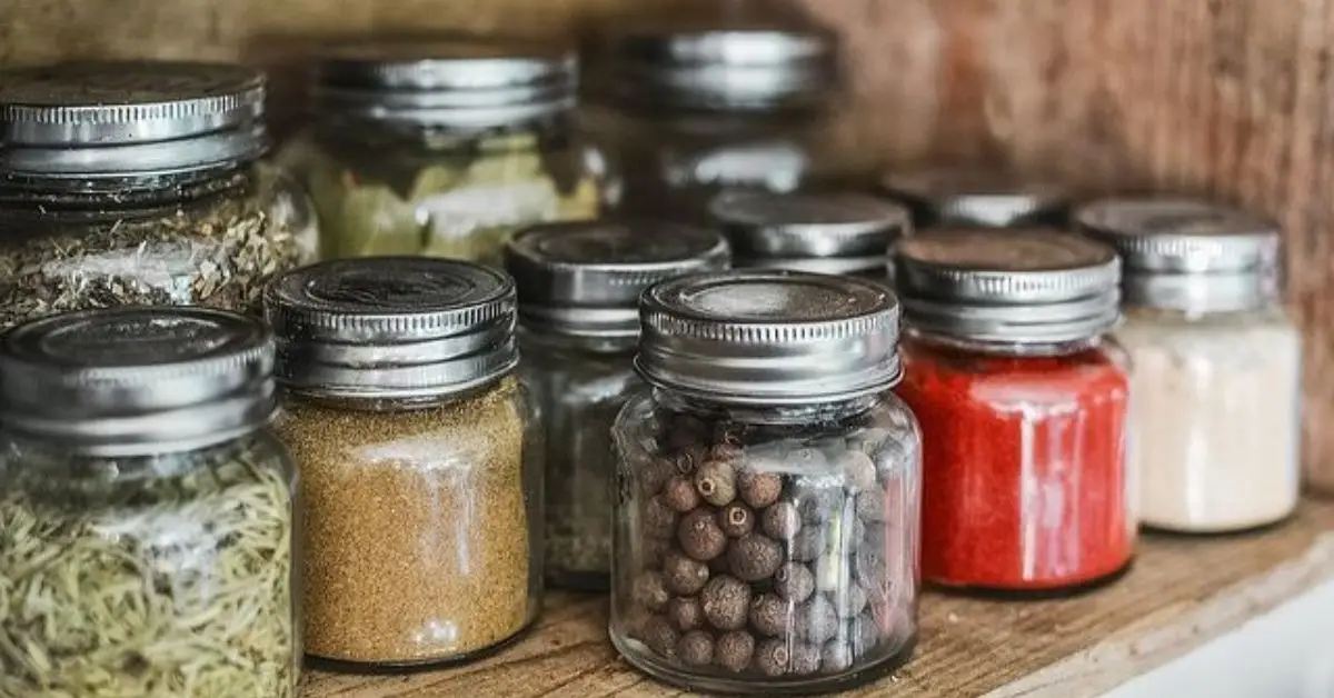 dirty kitchen spots and how to clean them