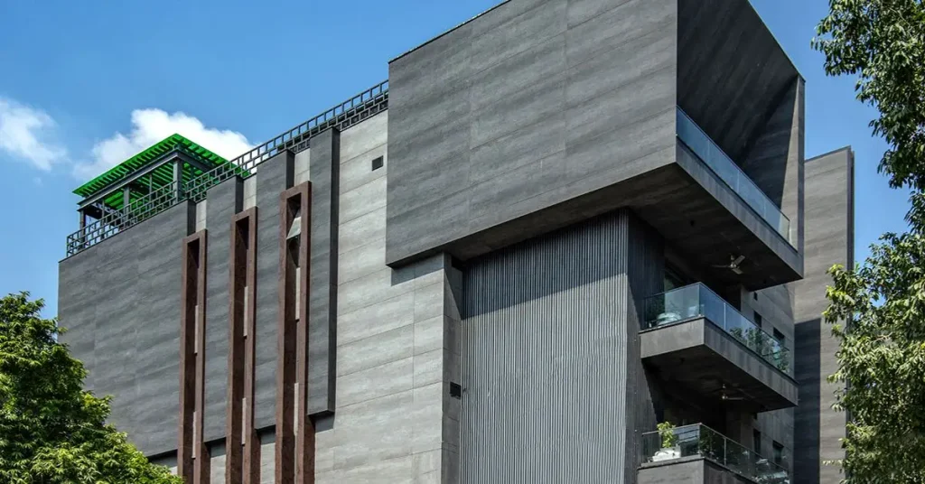 exterior home mistakes that reduce value