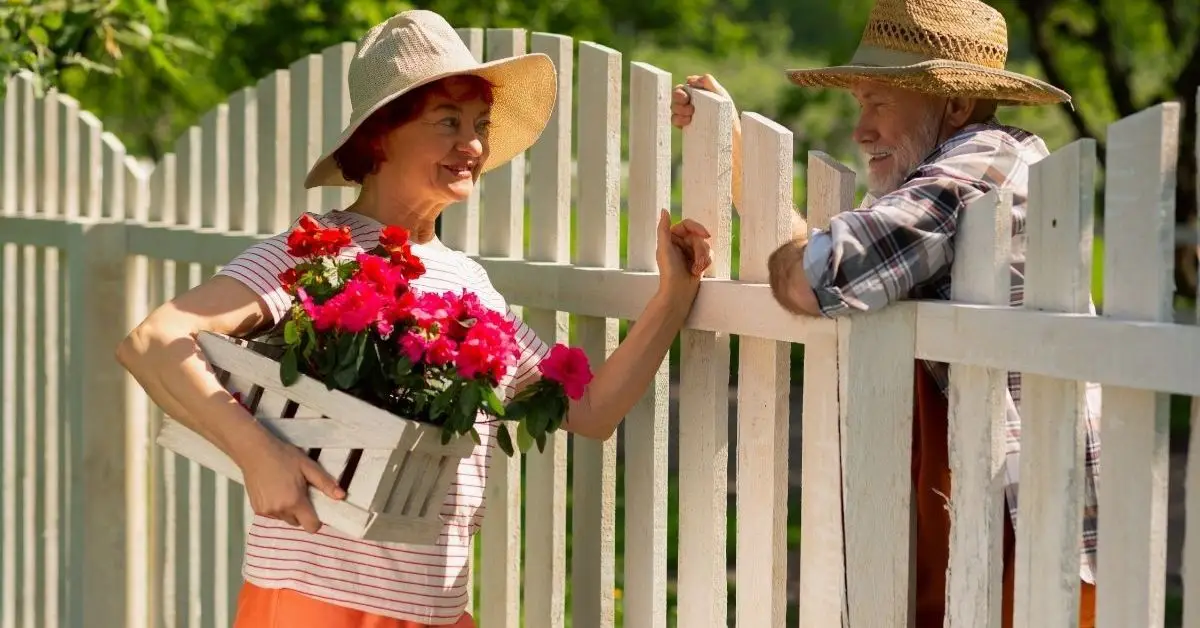 how to avoid fence dispute with neighbor