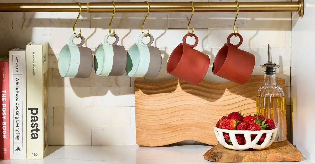 how to organize kitchen cabinets
