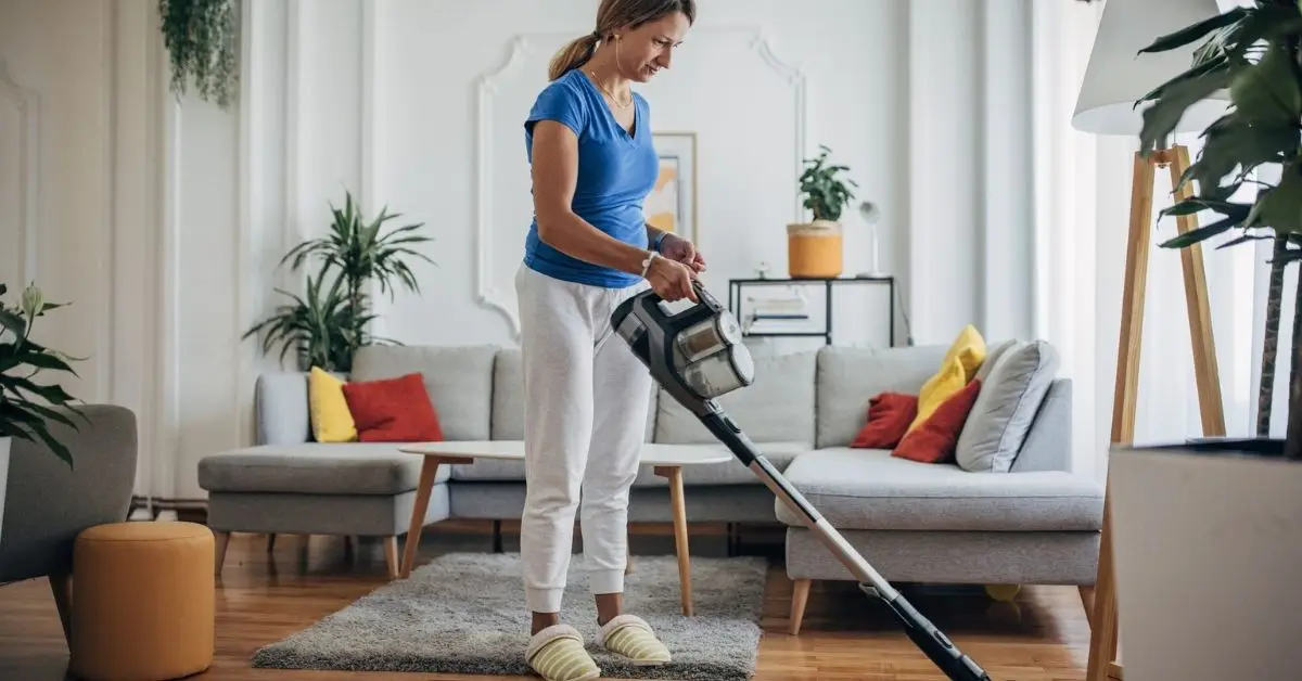quick cleaning routine for moms