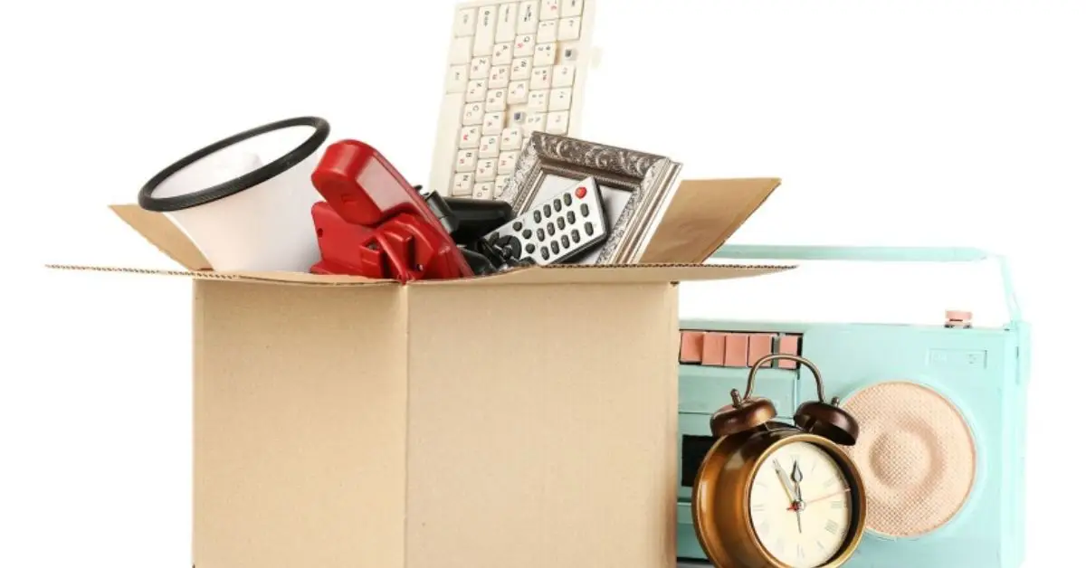 things to throw away to declutter