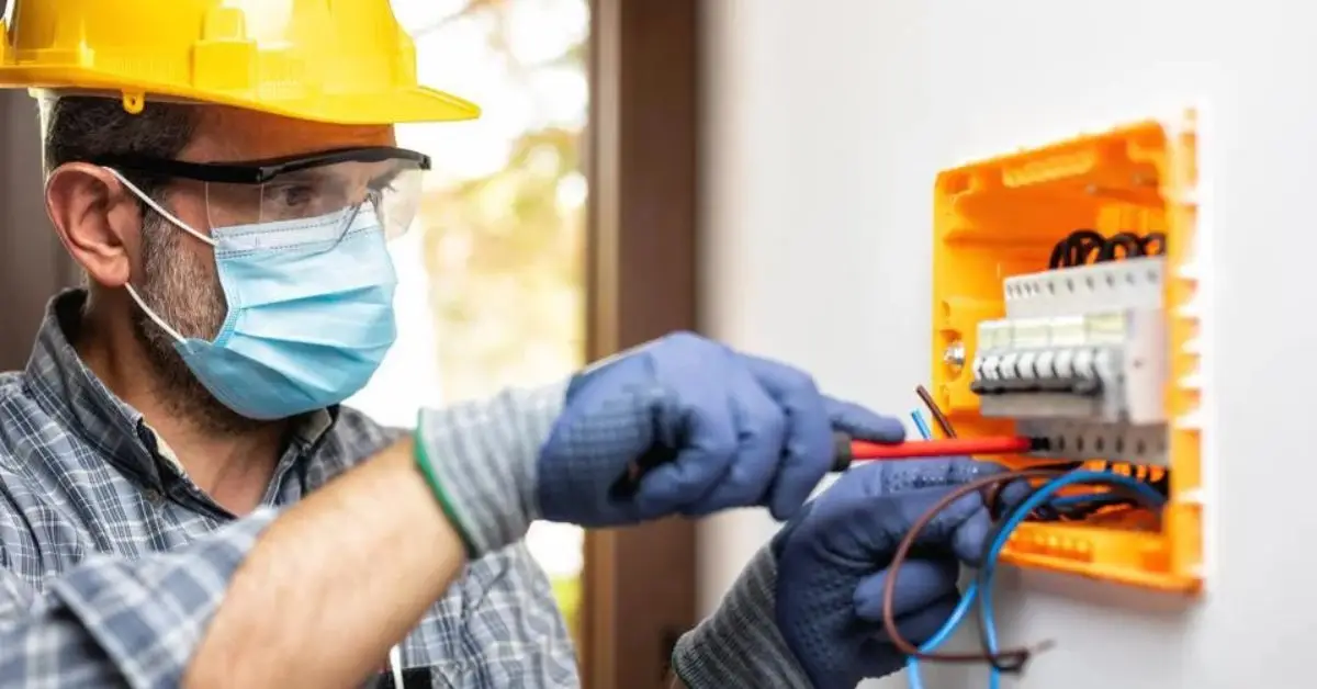 warning signs of electrical fire