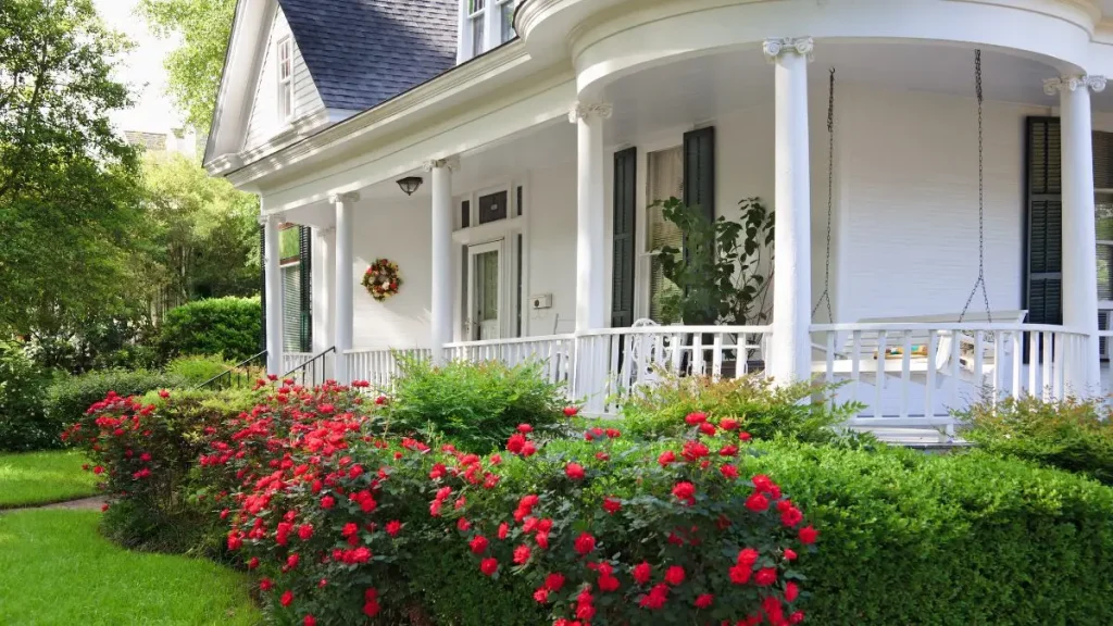 Ben Affleck and Jennifer Lopez Home Relisted