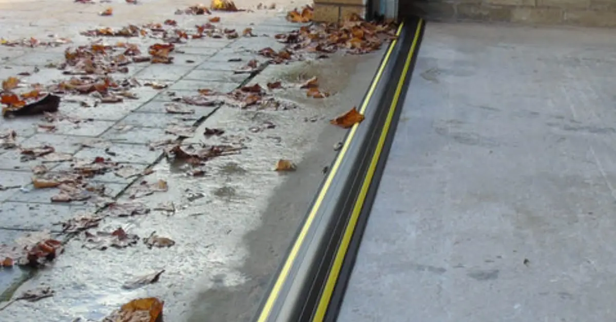Garage Door Weatherproofing Hacks