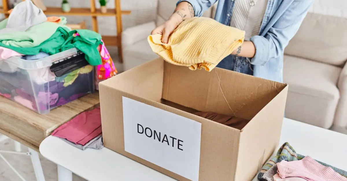 How to keep your closet organized all year