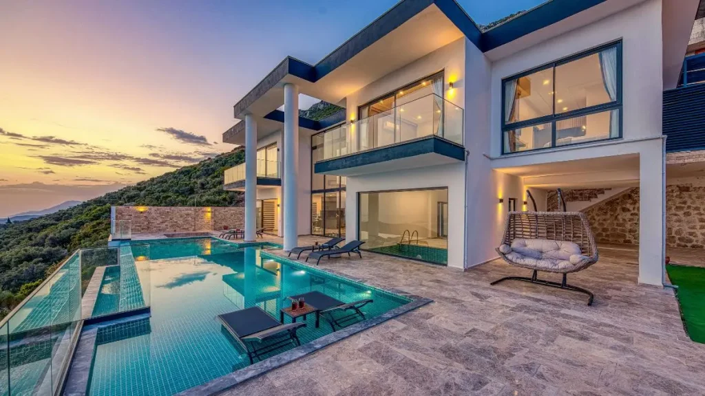 Johnny Carson Malibu Estate Listed