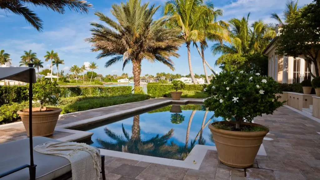 Nicole Martin Buys Coral Gables Mansion
