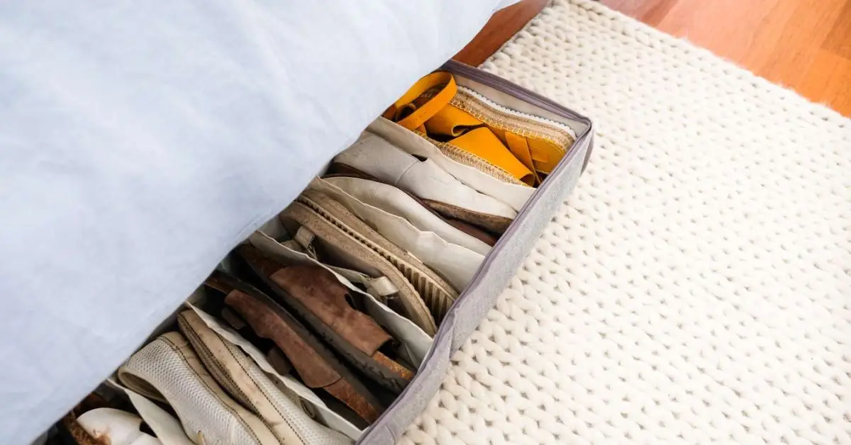 What not to keep under your bed