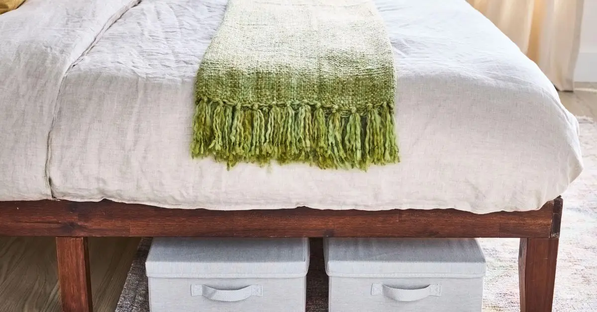 What not to keep under your bed