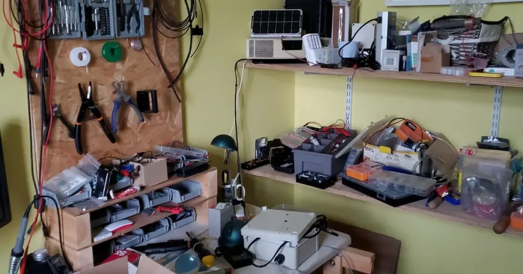 how to Declutter Your Electronics Before Moving