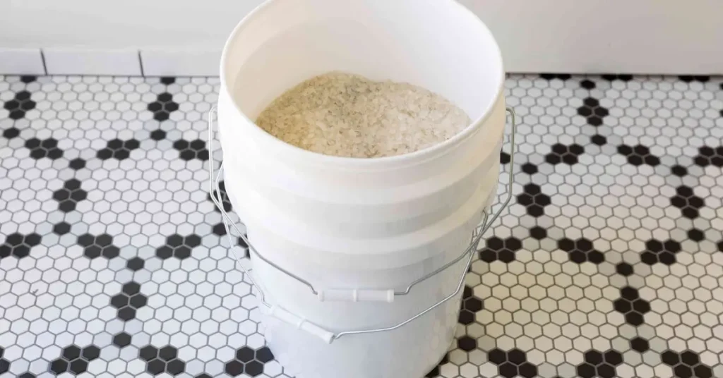 how to make a dehumidifier at home