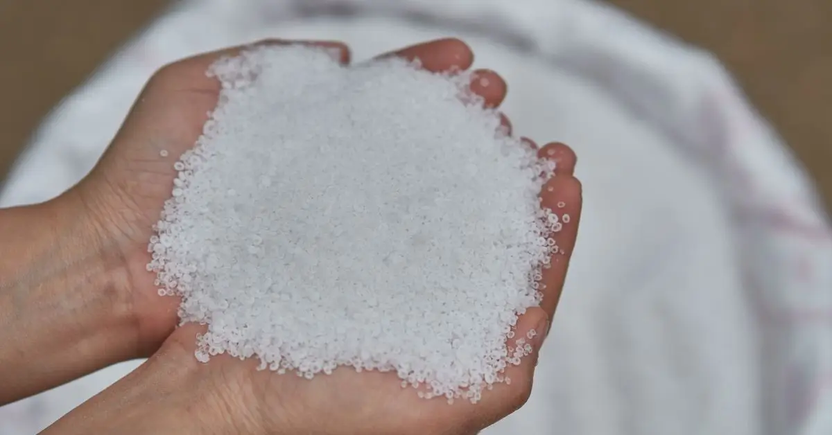 how to make a dehumidifier at home