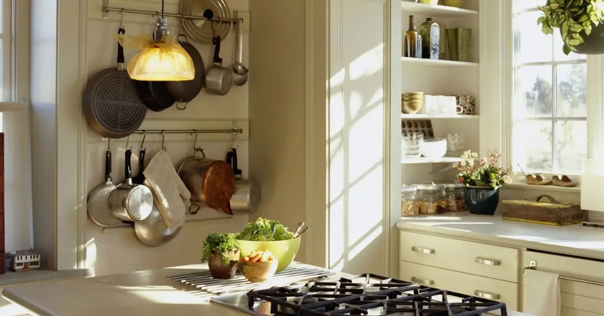 small kitchen pantry hacks