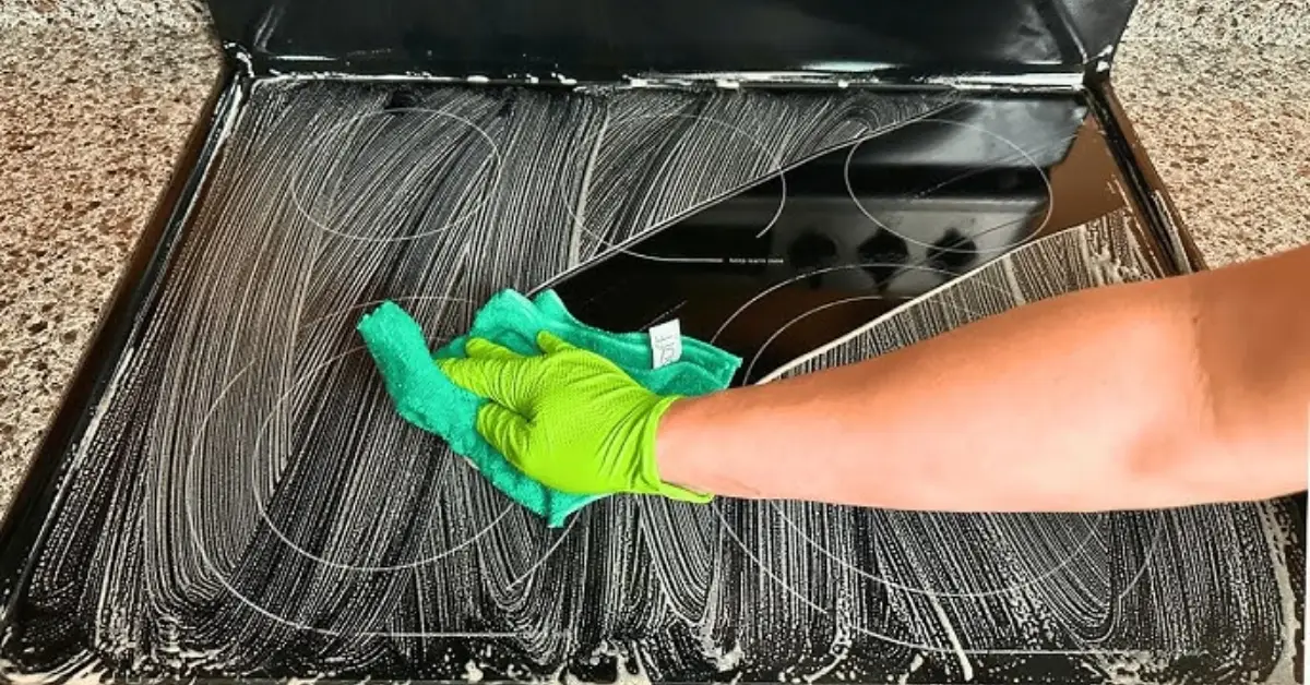 How to Remove Grease Stains From Your Kitchen Surfaces
