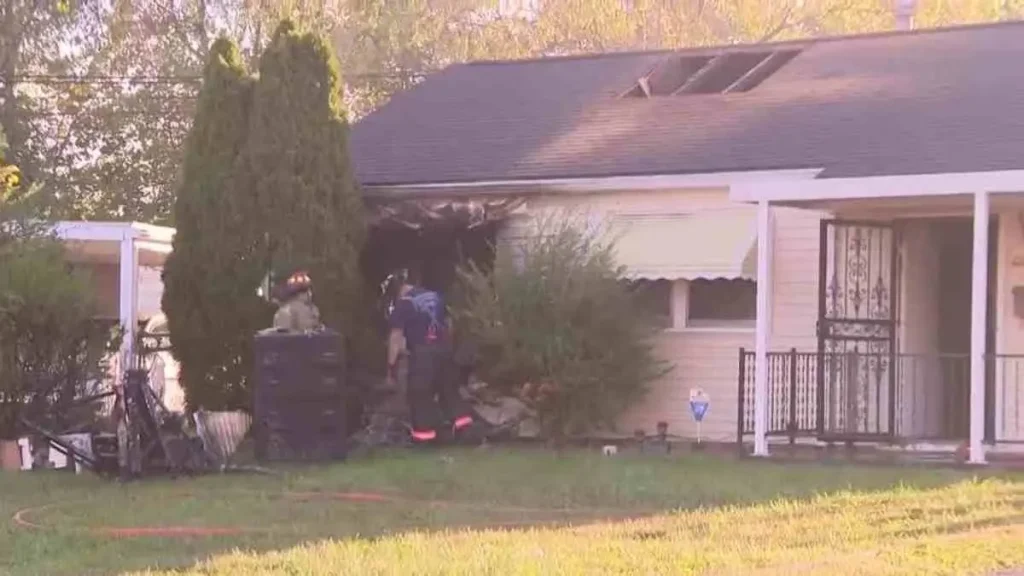 One dead in Newburg home fire