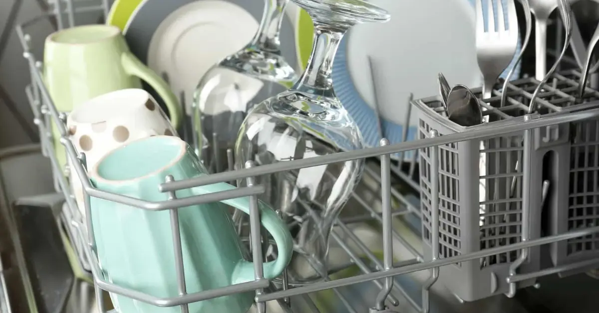 old cleaning habits to ditch