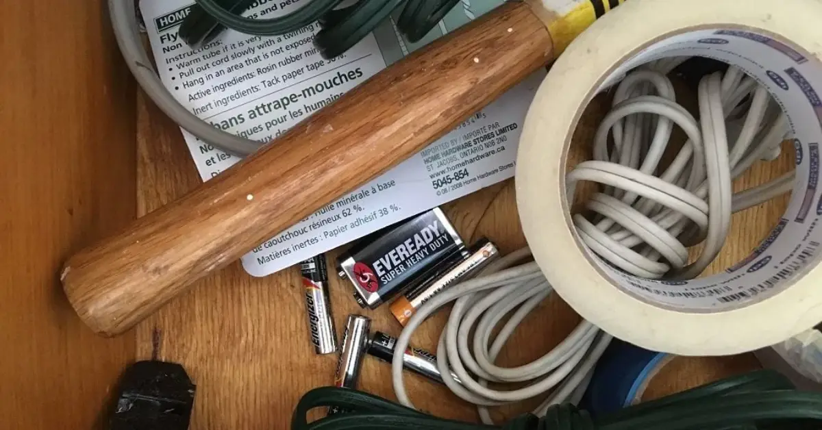 what not to keep in a junk drawer