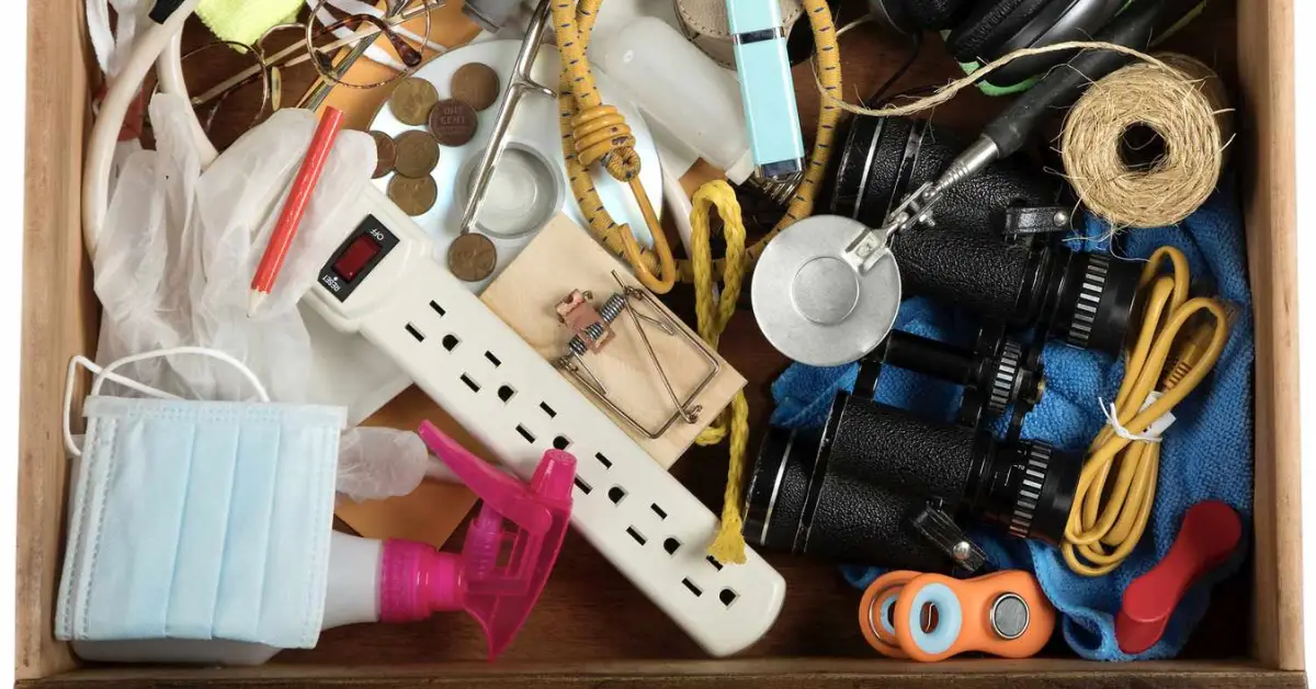 what not to keep in a junk drawer