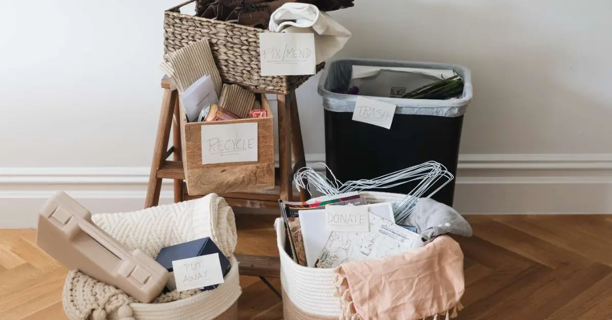 4-Box Decluttering Method