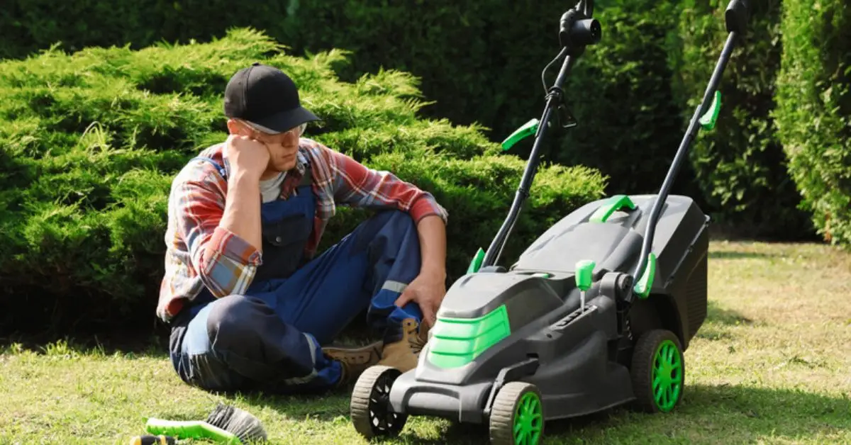 Lawn Mowing Etiquette Rules