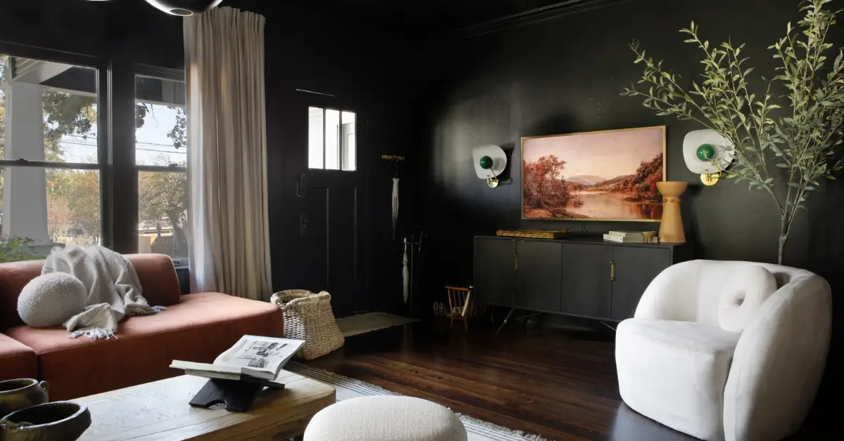 Paint Colors That Shrink Small Rooms