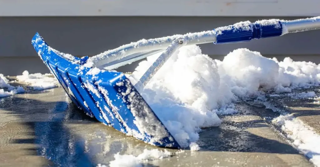 Can you salt a neighbor’s driveway