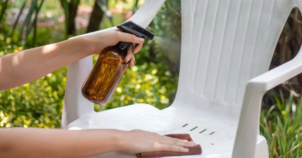 How to Clean Plastic Chairs