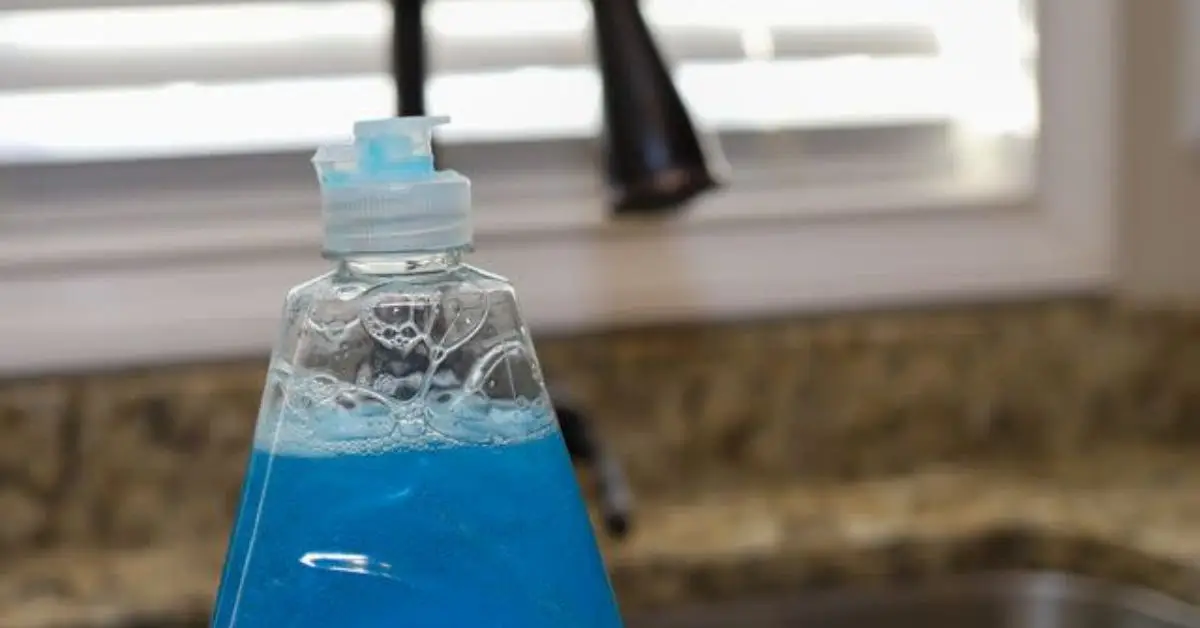 best way to clean windows with dish soap