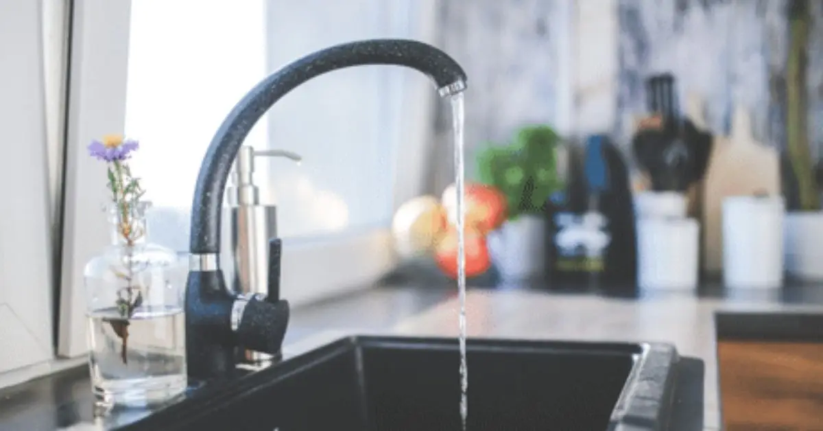 signs your pipes need insulation