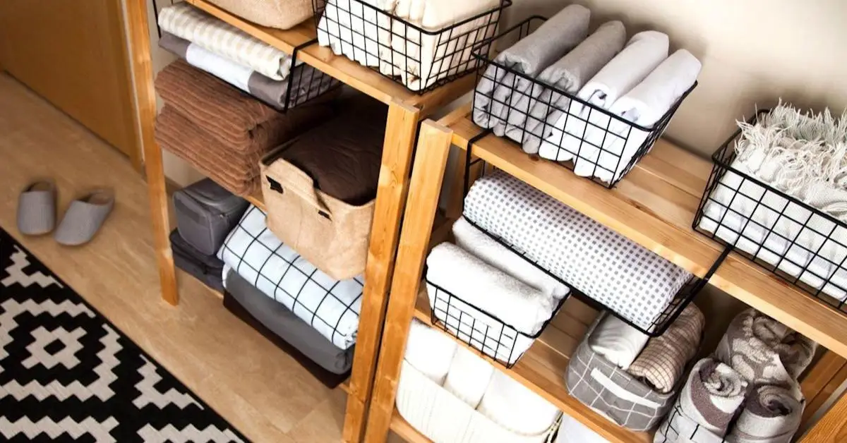 spaces you can declutter in 10 minutes