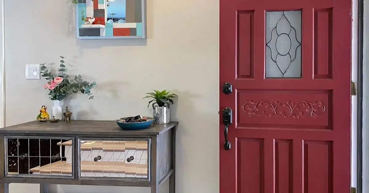 stop clutter at the door