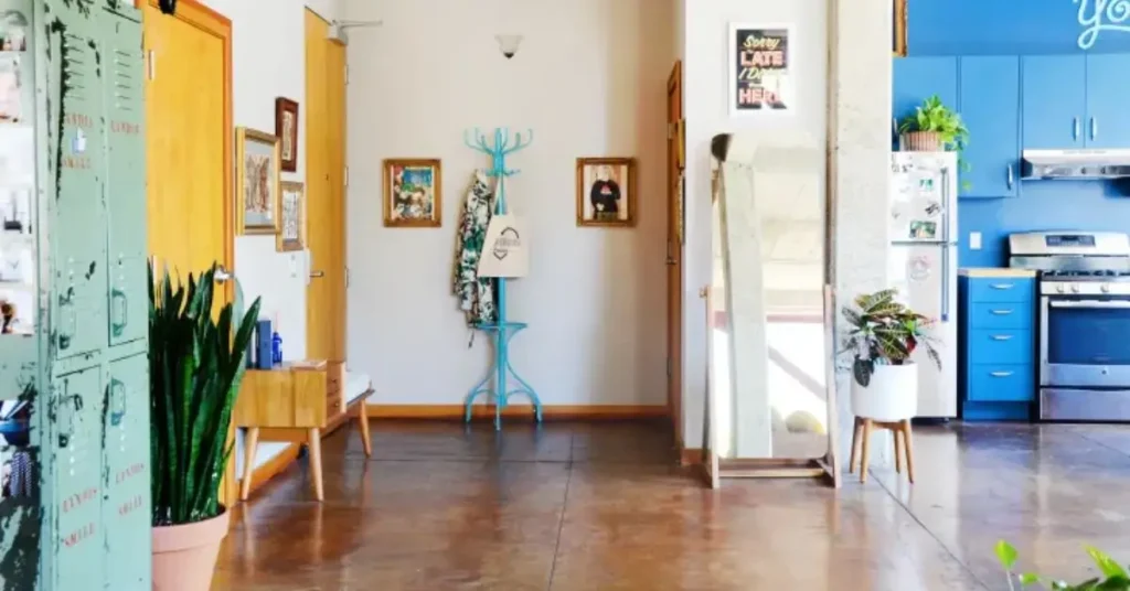 stop clutter at the door